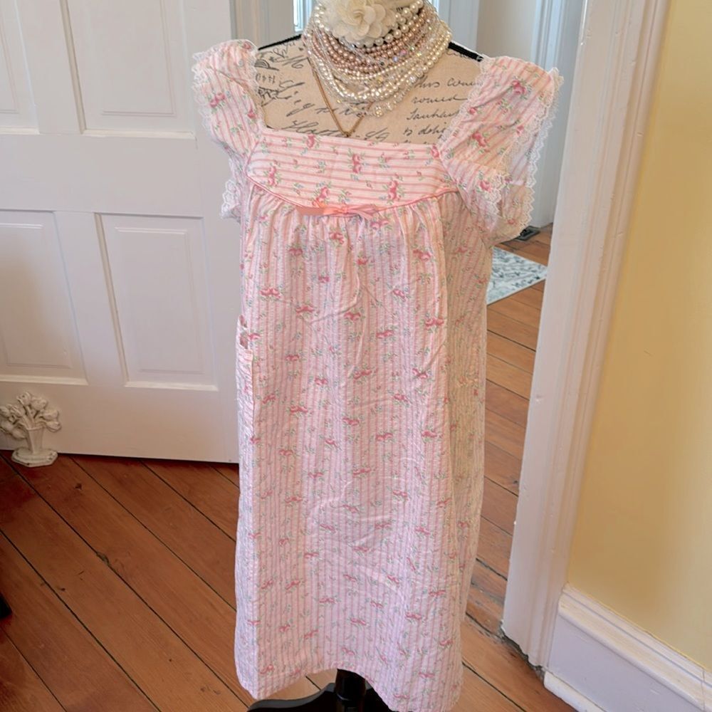 NWOT *Shabby Chic* Striped Seersucker Nightgown Sz L